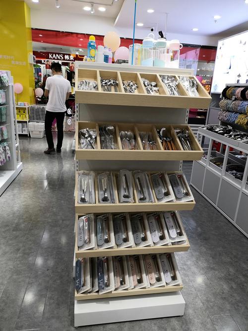 诺米货架nome诺米家居名创优品十元精品店运营方法